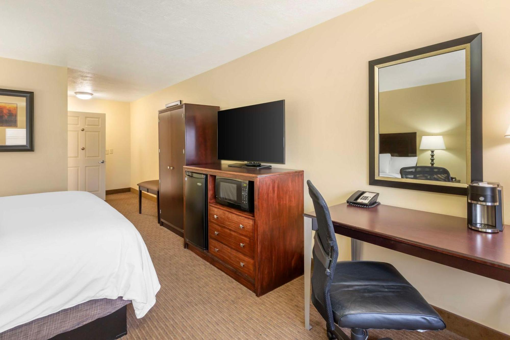 Best Western Plus Cotton Tree Inn North Salt Lake Екстериор снимка